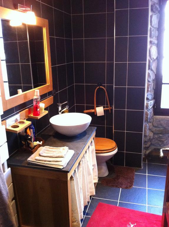 Au Chant Des Marmites Saint-Lary-Soulan Room photo